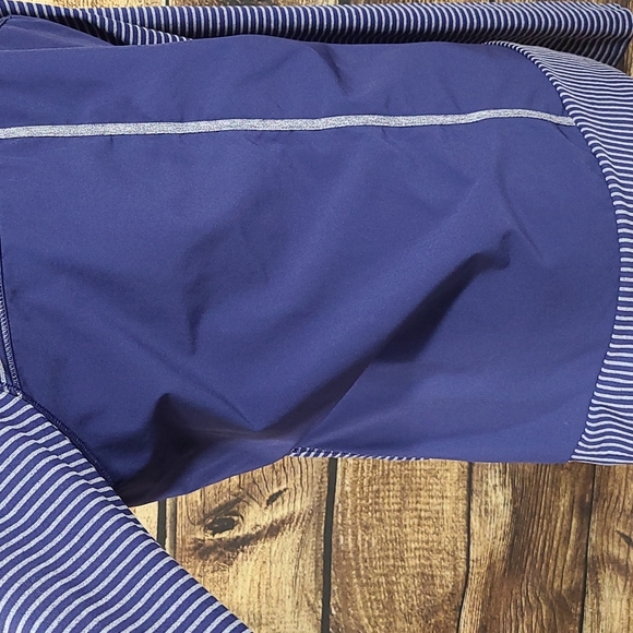 Adidas Pullover - Picture 8 of 10